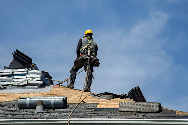 Professional Gutter Installation technician working in Lyndonville, VT